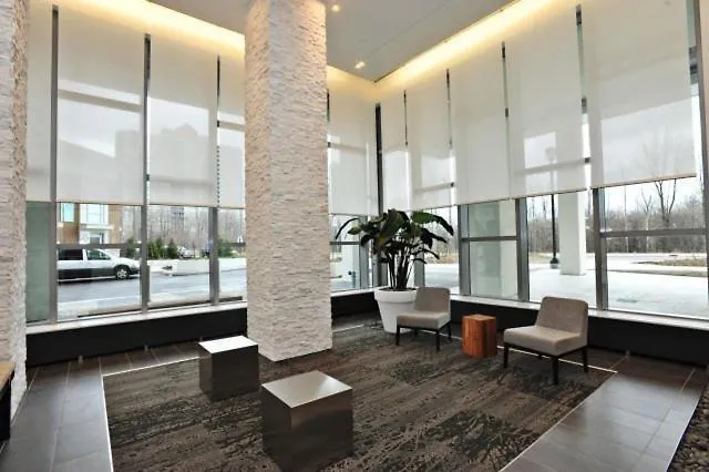 Square One Fully Furnished Suite Mississauga 0*,