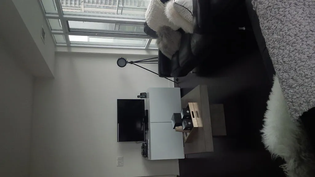 Square One Fully Furnished Suite Mississauga Apartment
