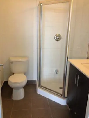 Square One Fully Furnished Suite 密西沙加 公寓