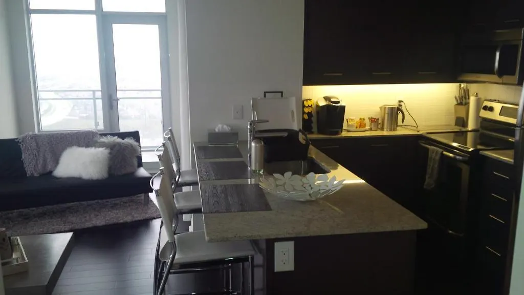 Square One Fully Furnished Suite 密西沙加 0*,